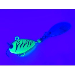 Тейл-спиннер Hurricane 35 гр Mad Tiger